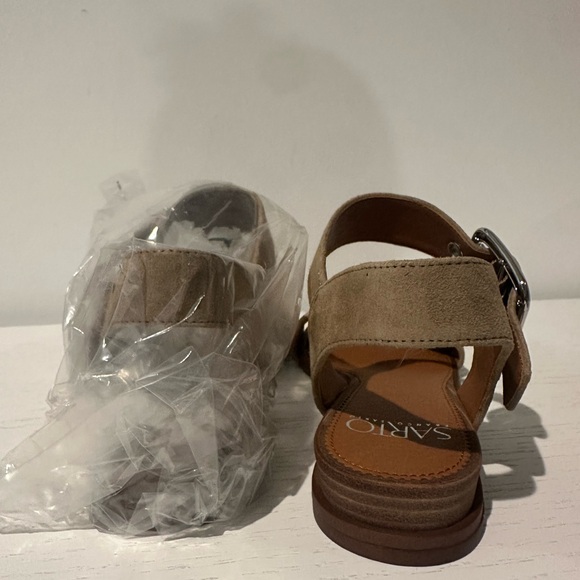 Tan Open-Toe Sandals with Ankle Straps - Picture 4 of 7